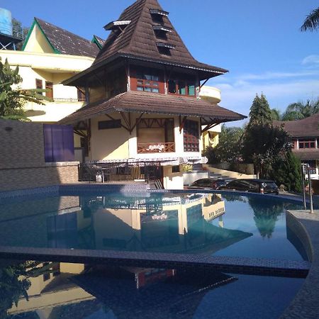 Sapadia Hotel And Cottage Parapat Extérieur photo