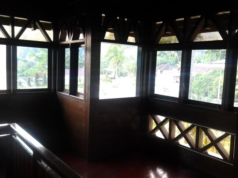 Sapadia Hotel And Cottage Parapat Chambre photo