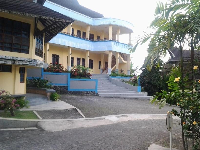 Sapadia Hotel And Cottage Parapat Extérieur photo